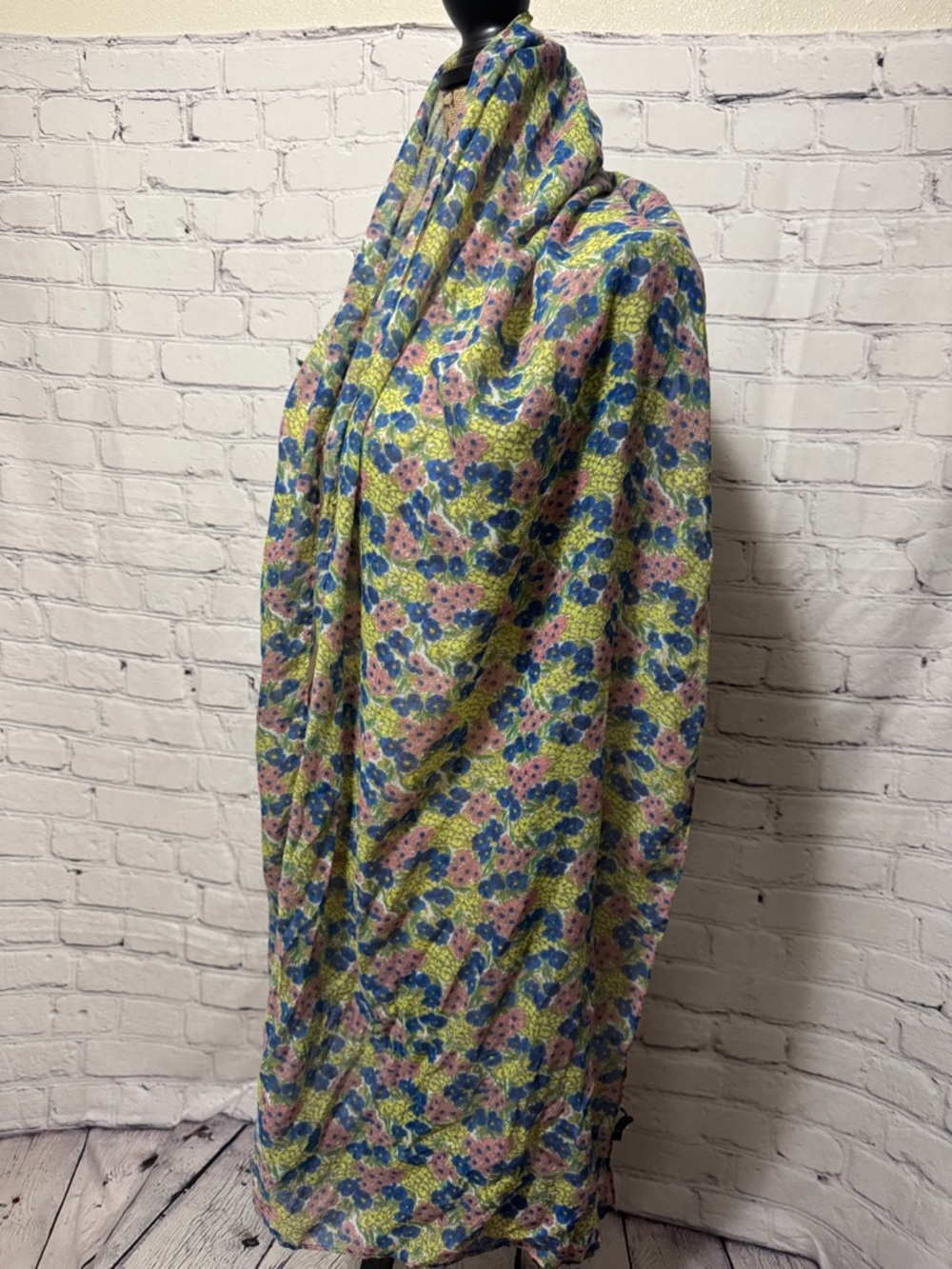 2 Pcs -J. Crew Floral Cottagecore Print Scarf with a Pink Ruffle no brand Scarf